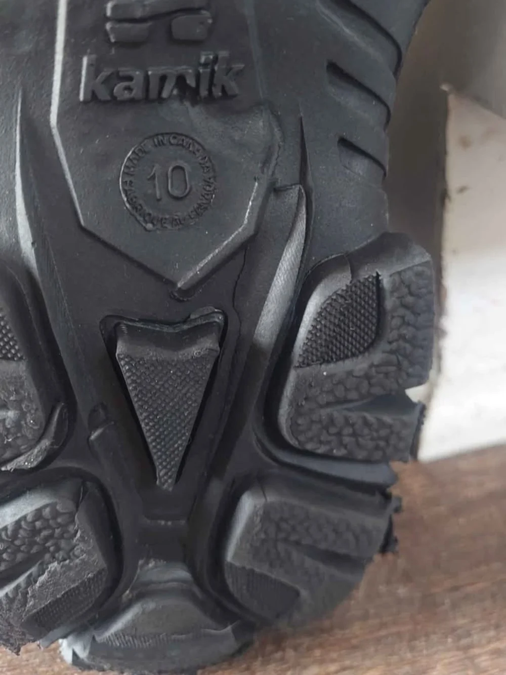 Kamik Greenbay Winter Snow Boots in Gray and Black
